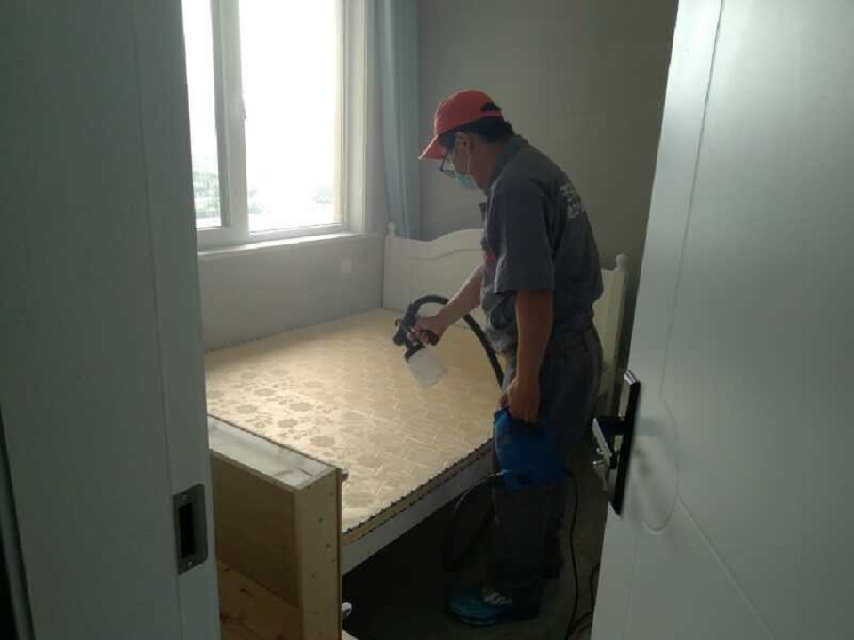 臥室床架全方位噴涂施工治理 臥室床架全方位噴涂施工治理