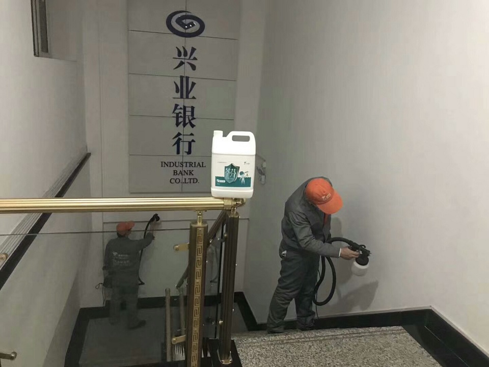 樓梯過道墻面全方位噴涂治理 樓梯過道墻面全方位噴涂治理