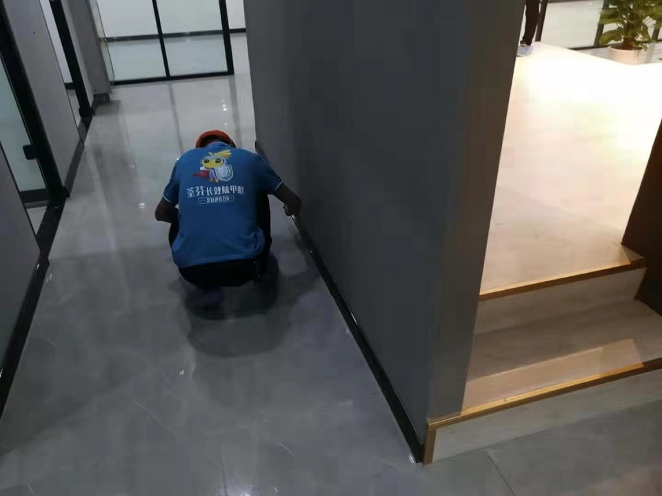 過道墻面刷子精細化施工治理甲醛 過道墻面刷子精細化施工治理甲醛