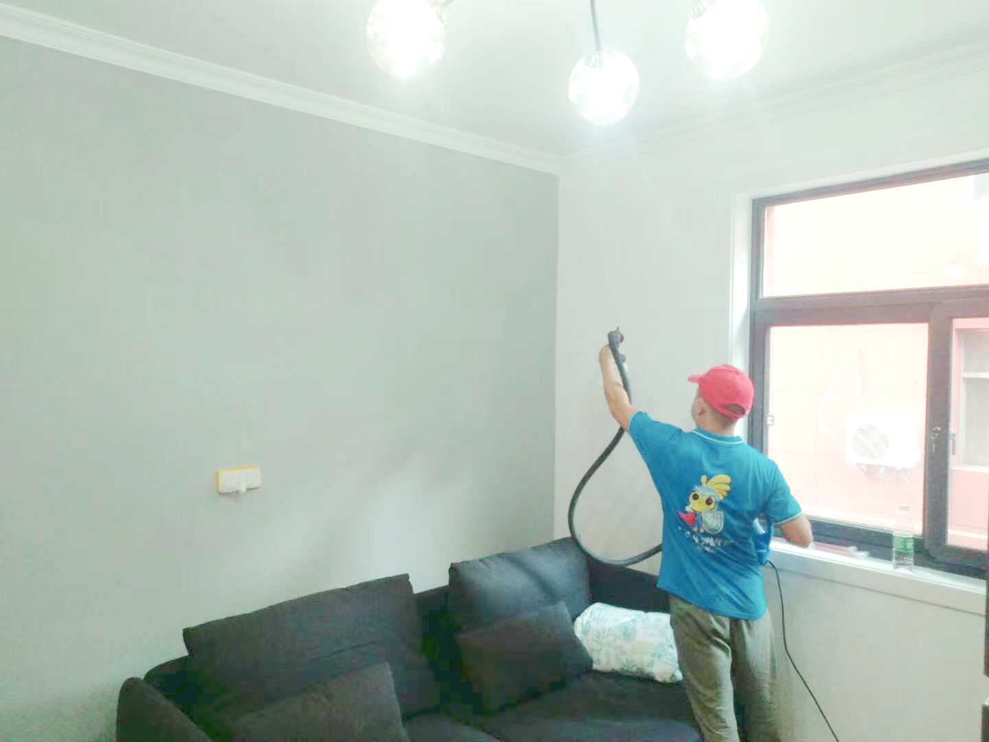 客廳墻面全方位施工治理 客廳墻面全方位施工治理